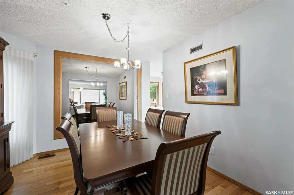 1346 Wascana Highlands Regina SK S4V 2J9