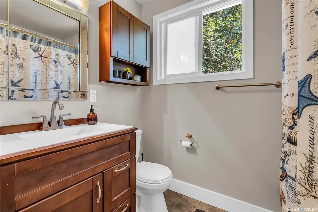 1037 Matheson Drive Saskatoon SK S7L 3Y9