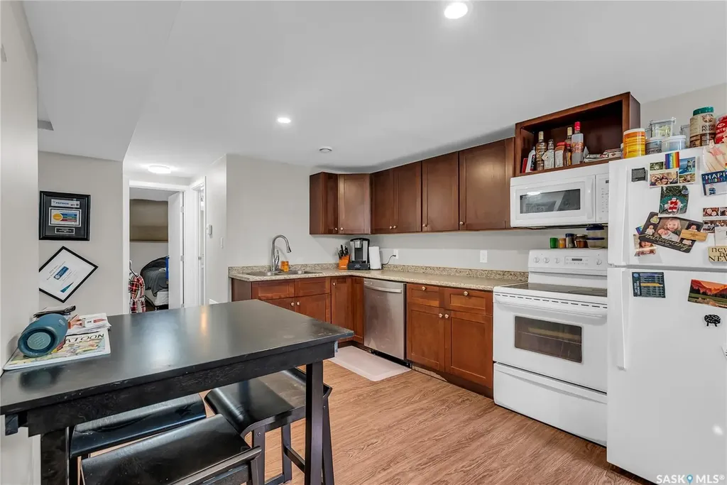 1037 Matheson Drive Saskatoon SK S7L 3Y9