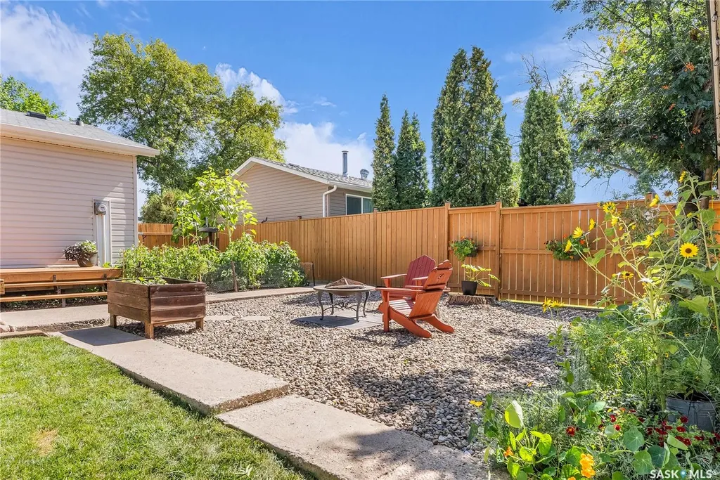 1037 Matheson Drive Saskatoon SK S7L 3Y9