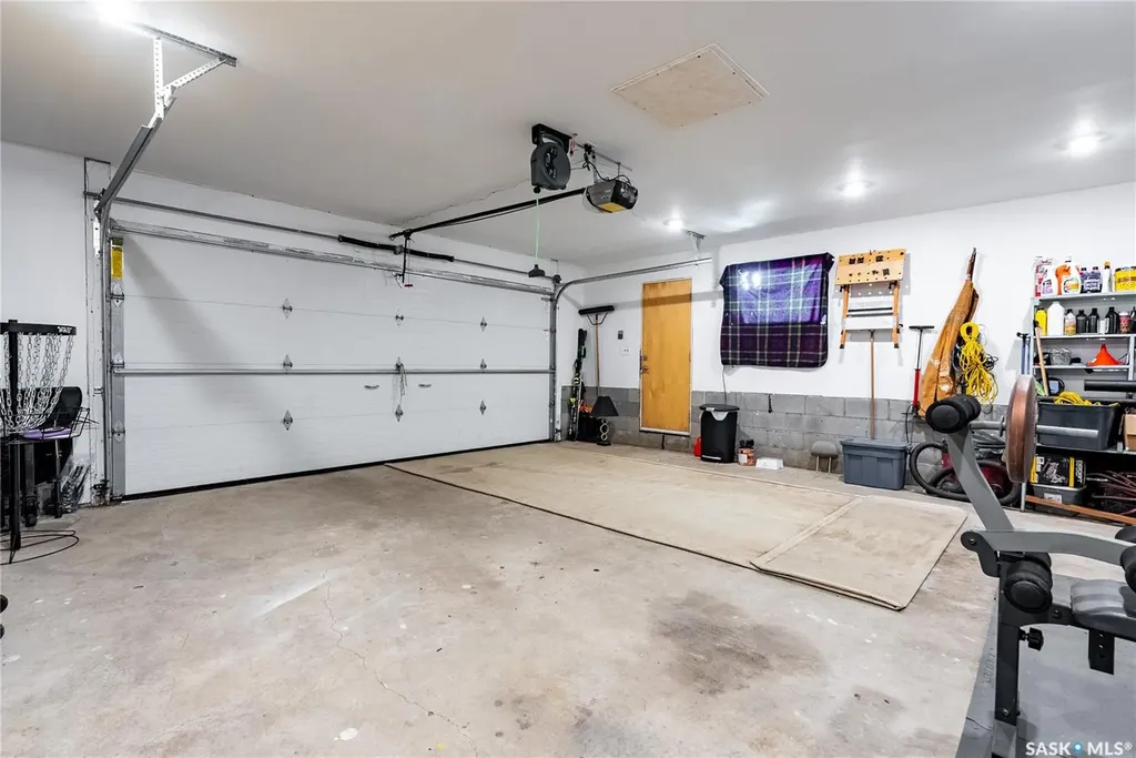 1037 Matheson Drive Saskatoon SK S7L 3Y9