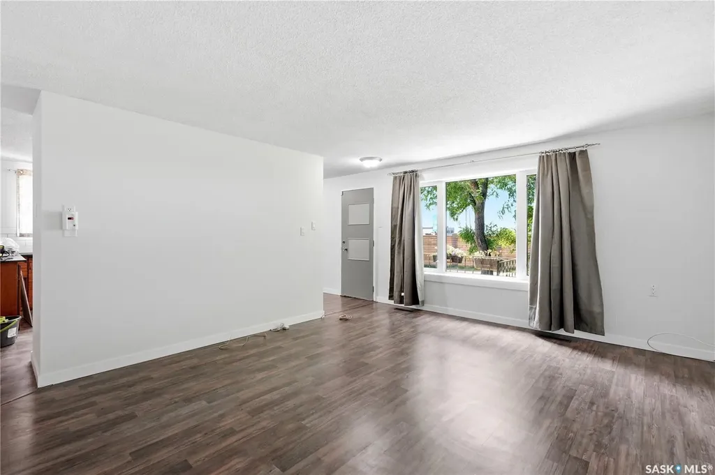 2525 Mcpherson Avenue Saskatoon SK S7J 0T2