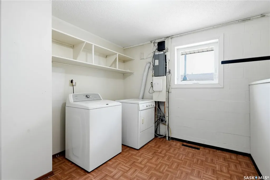 2525 Mcpherson Avenue Saskatoon SK S7J 0T2