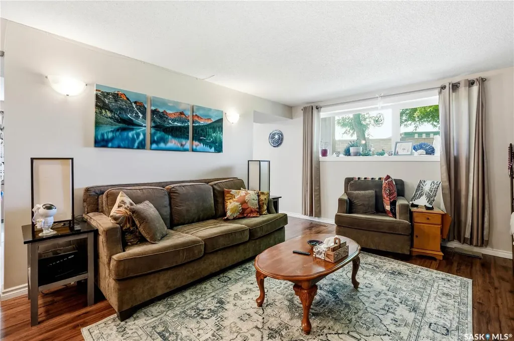 2525 Mcpherson Avenue Saskatoon SK S7J 0T2