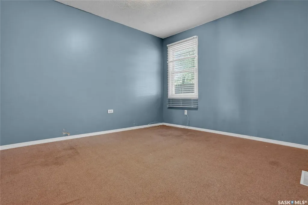161 Lillooet Street E Moose Jaw SK S6H 4S6