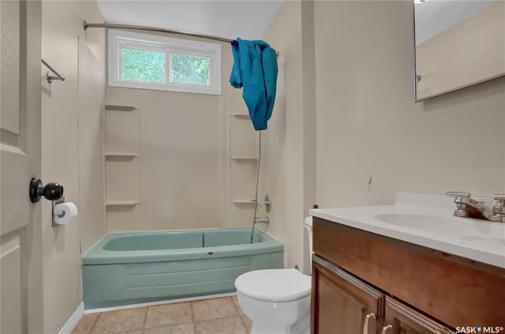 161 Lillooet Street E Moose Jaw SK S6H 4S6