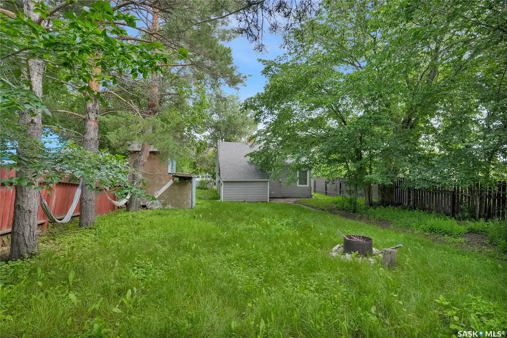 161 Lillooet Street E Moose Jaw SK S6H 4S6