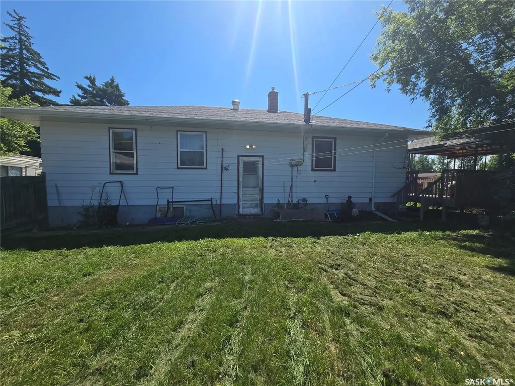 313 2nd Avenue E Blaine Lake SK S0J 0J0