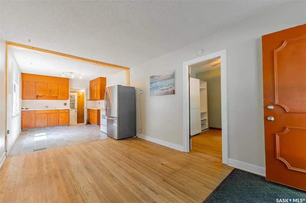 2236 Mackay Street Regina SK S4N 2S8