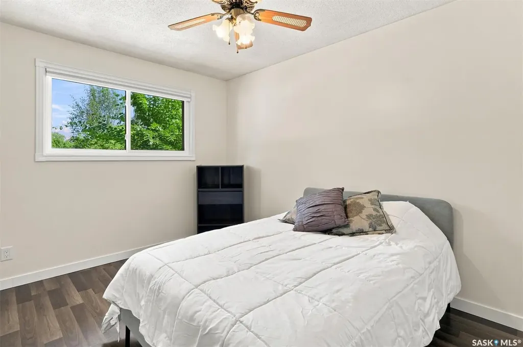 1009 East Centre Saskatoon SK S7J 3A2
