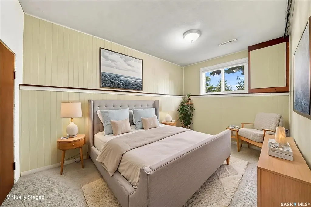 1009 East Centre Saskatoon SK S7J 3A2
