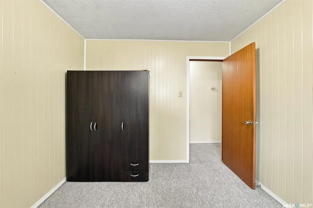 1009 East Centre Saskatoon SK S7J 3A2