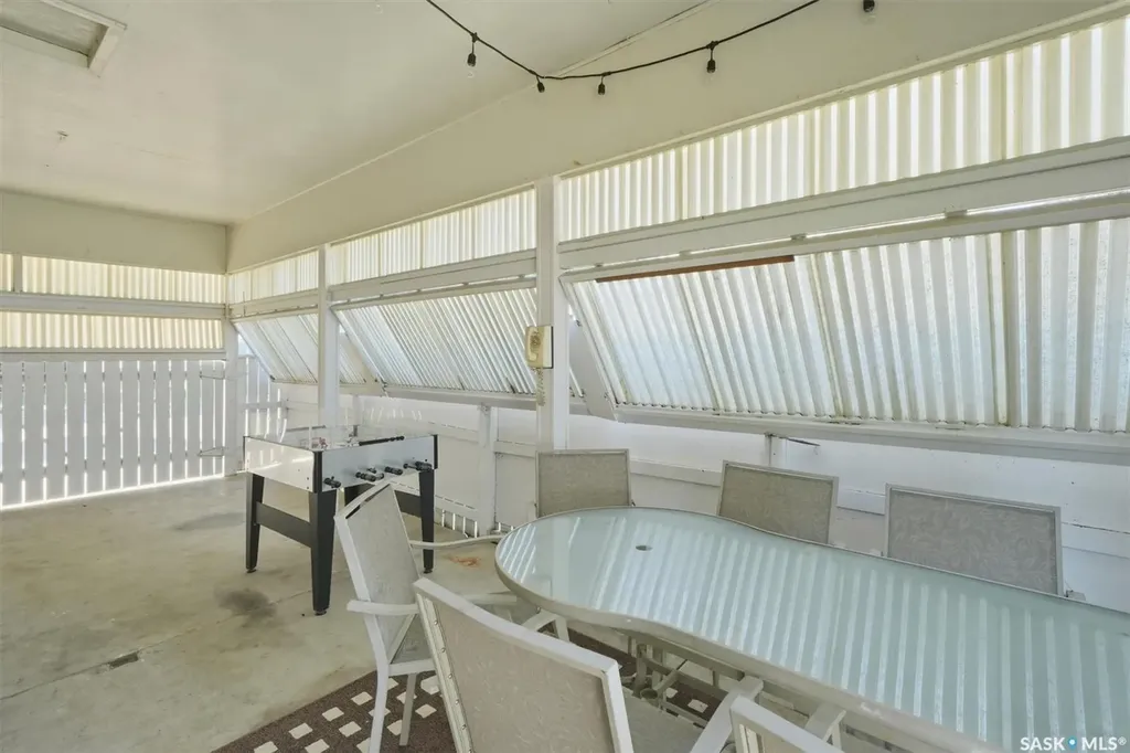 1009 East Centre Saskatoon SK S7J 3A2