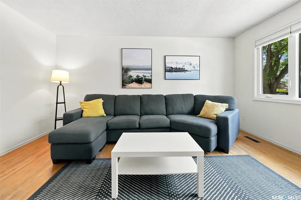 1009 East Centre Saskatoon SK S7J 3A2