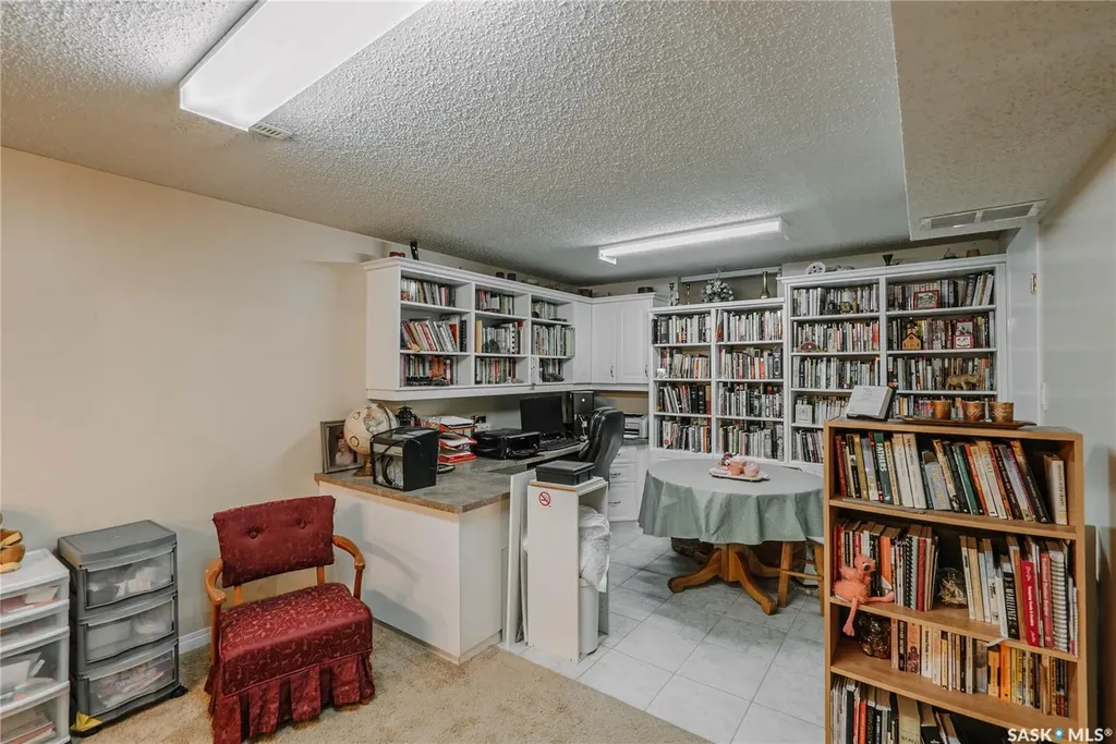 2704 Preston Avenue S Saskatoon SK S7J 2G6