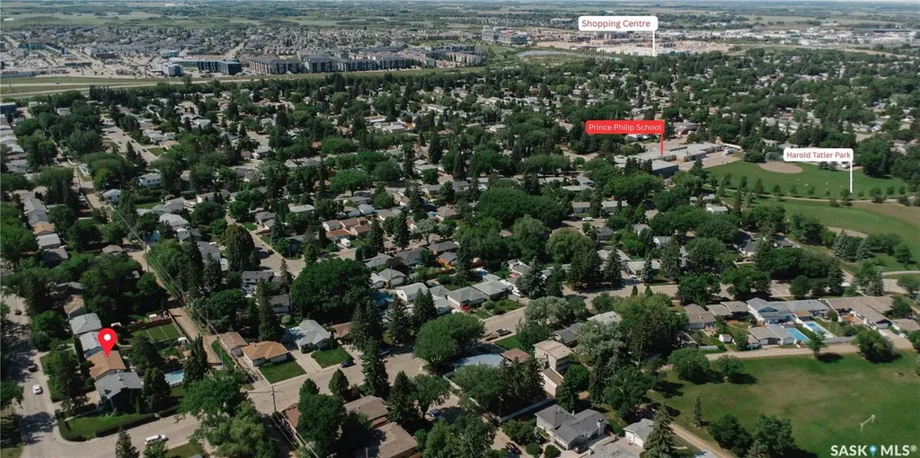2704 Preston Avenue S Saskatoon SK S7J 2G6