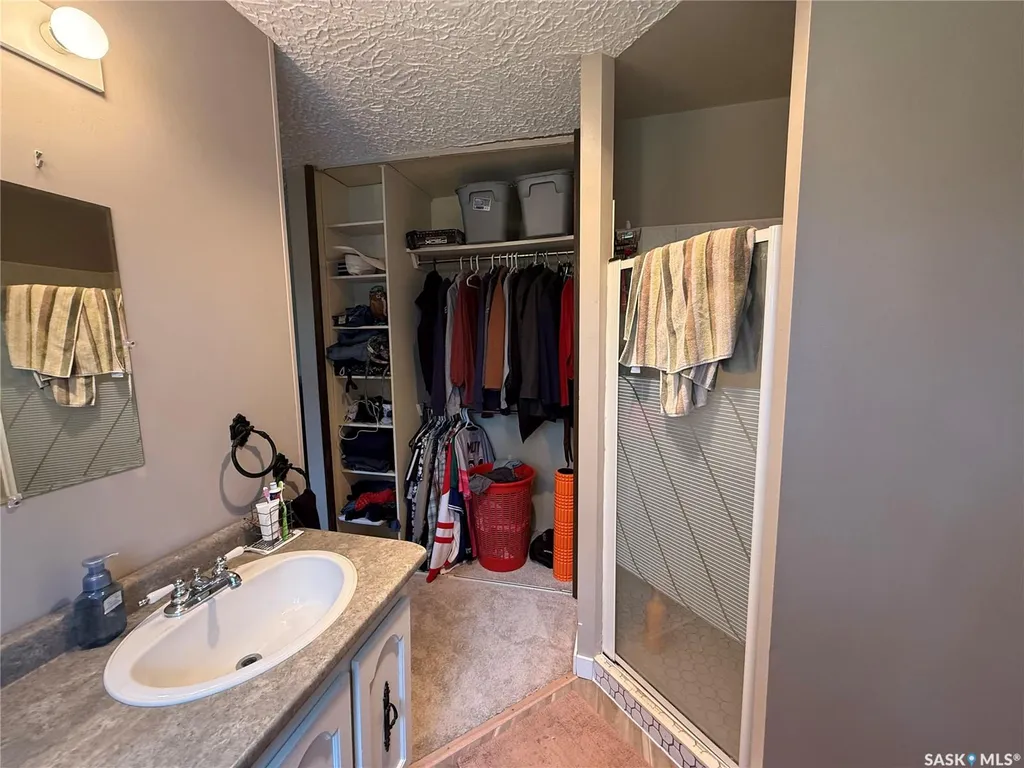 514 Main Street SW Eston SK S0L 1A0