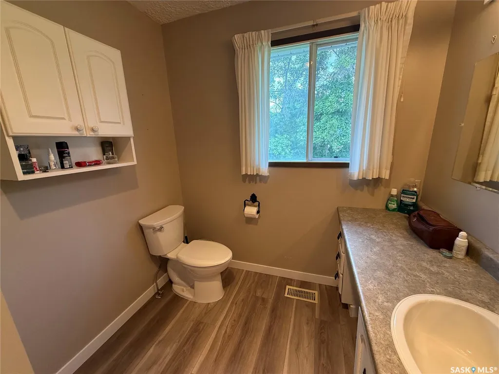 514 Main Street SW Eston SK S0L 1A0