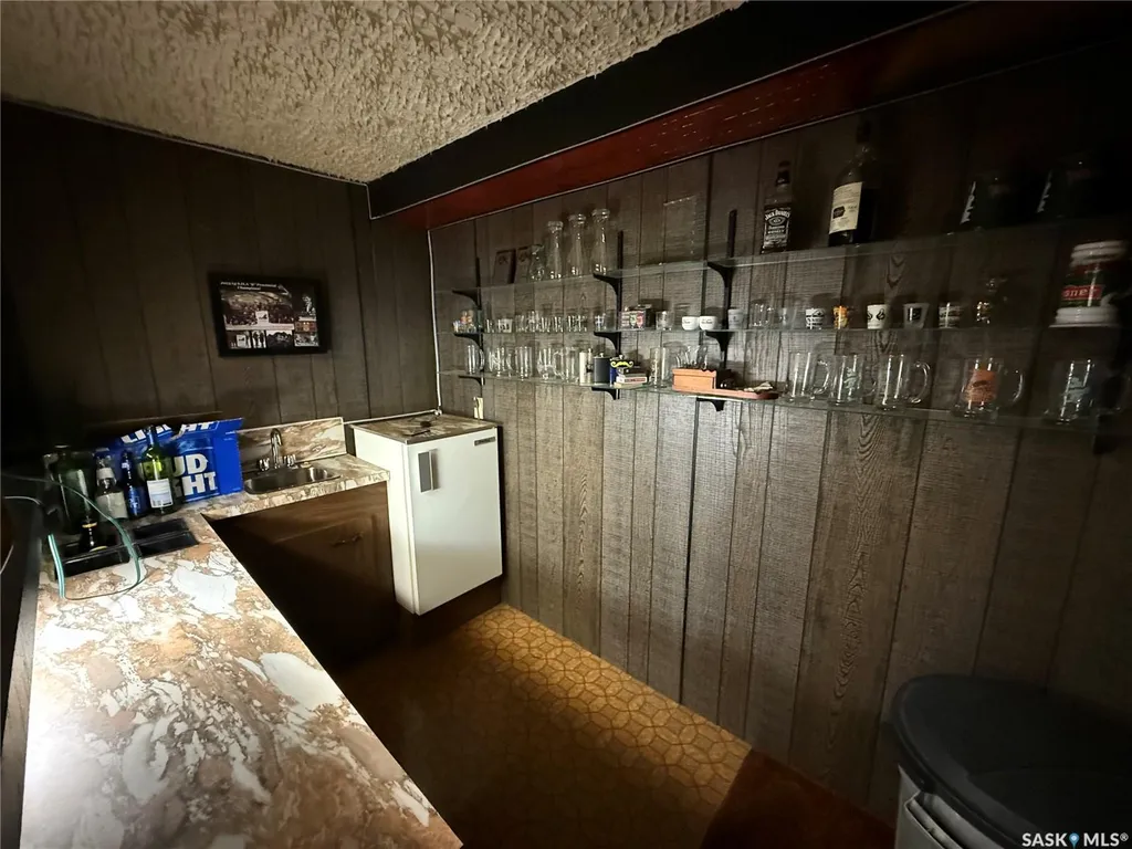514 Main Street SW Eston SK S0L 1A0