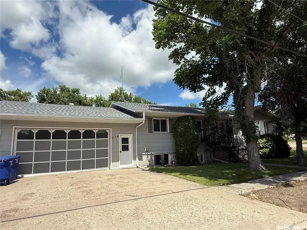 514 Main Street SW Eston SK S0L 1A0