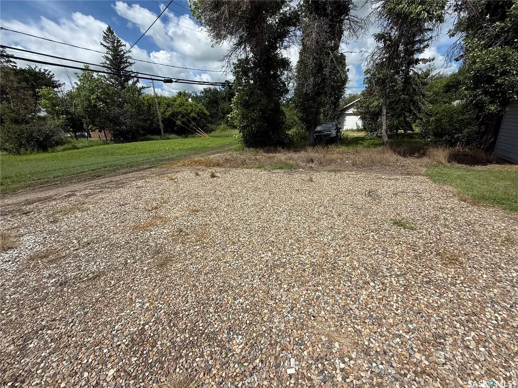 514 Main Street SW Eston SK S0L 1A0