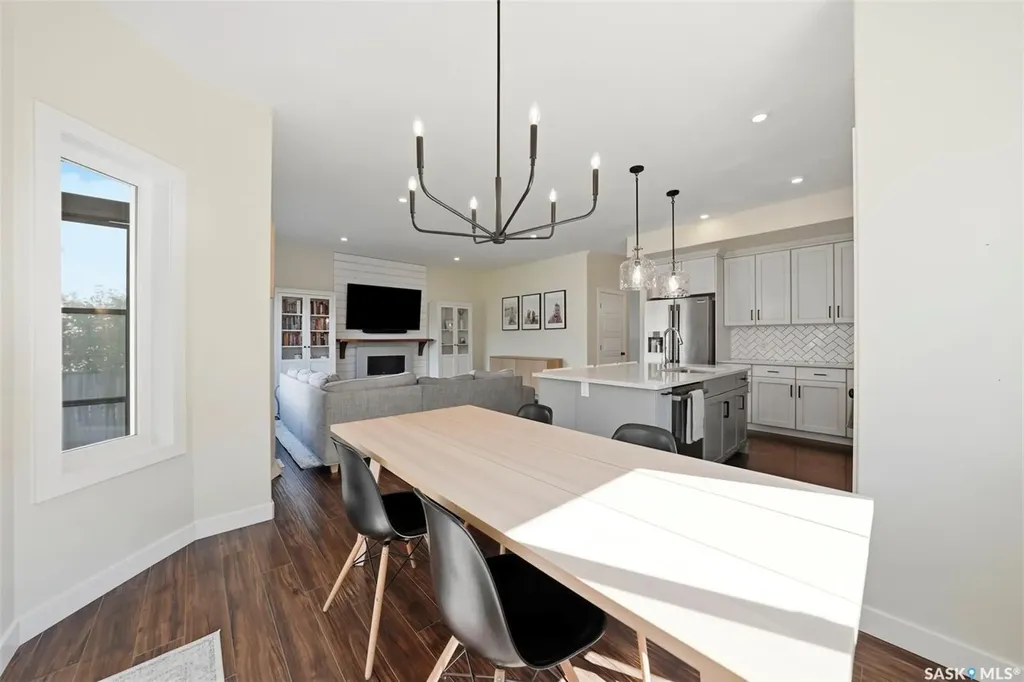 1339 Pringle Manor Saskatoon SK S7T 0S6