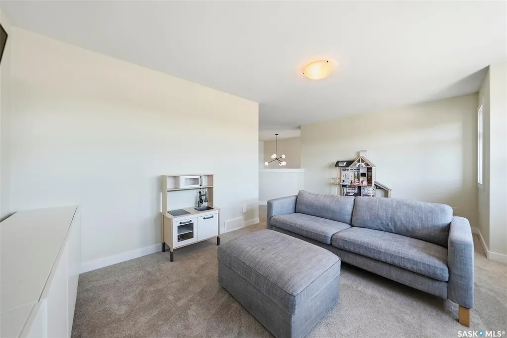 1339 Pringle Manor Saskatoon SK S7T 0S6