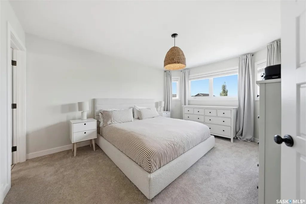 1339 Pringle Manor Saskatoon SK S7T 0S6