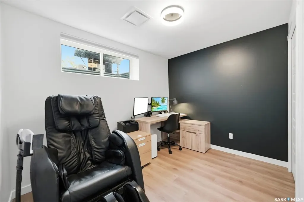 1339 Pringle Manor Saskatoon SK S7T 0S6