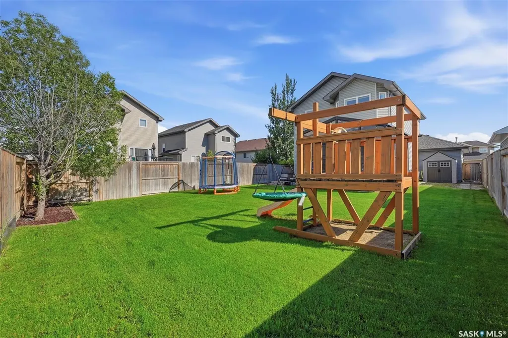 1339 Pringle Manor Saskatoon SK S7T 0S6