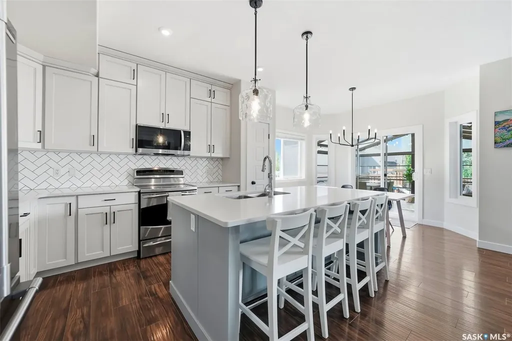 1339 Pringle Manor Saskatoon SK S7T 0S6