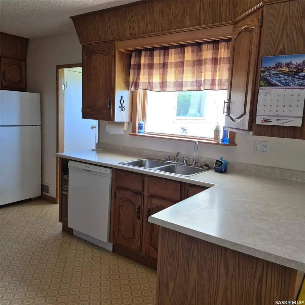807 Pacific Street Grenfell SK S0G 2B0