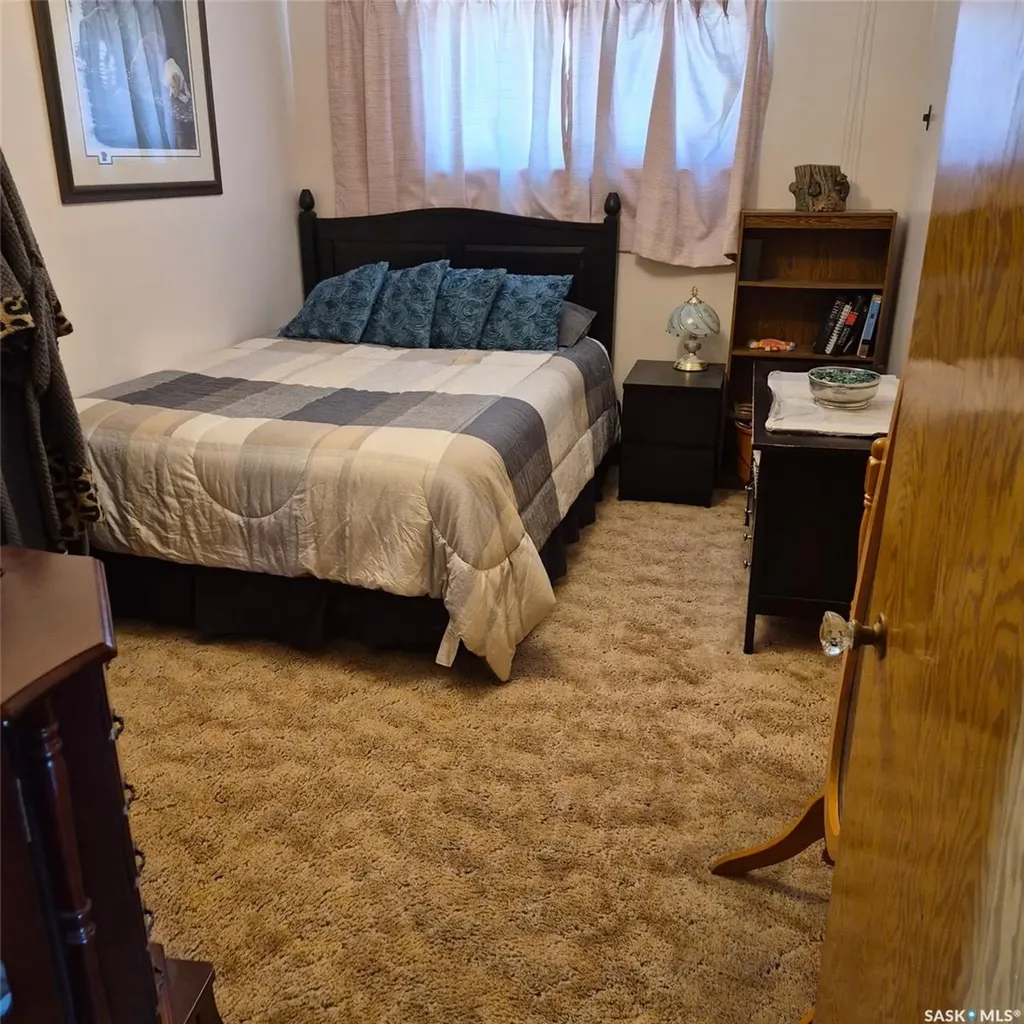 807 Pacific Street Grenfell SK S0G 2B0