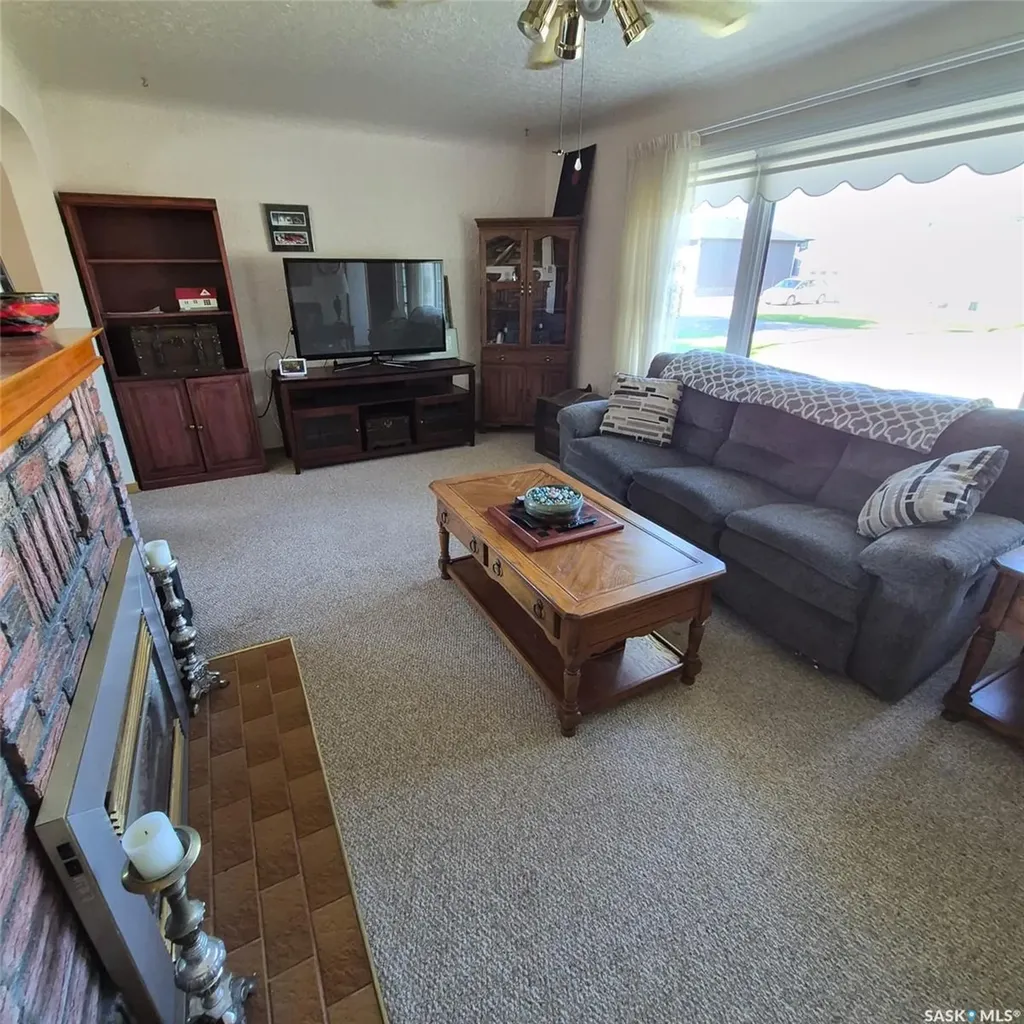 807 Pacific Street Grenfell SK S0G 2B0