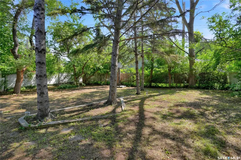 31 Massey Road Regina SK S4S 4M6