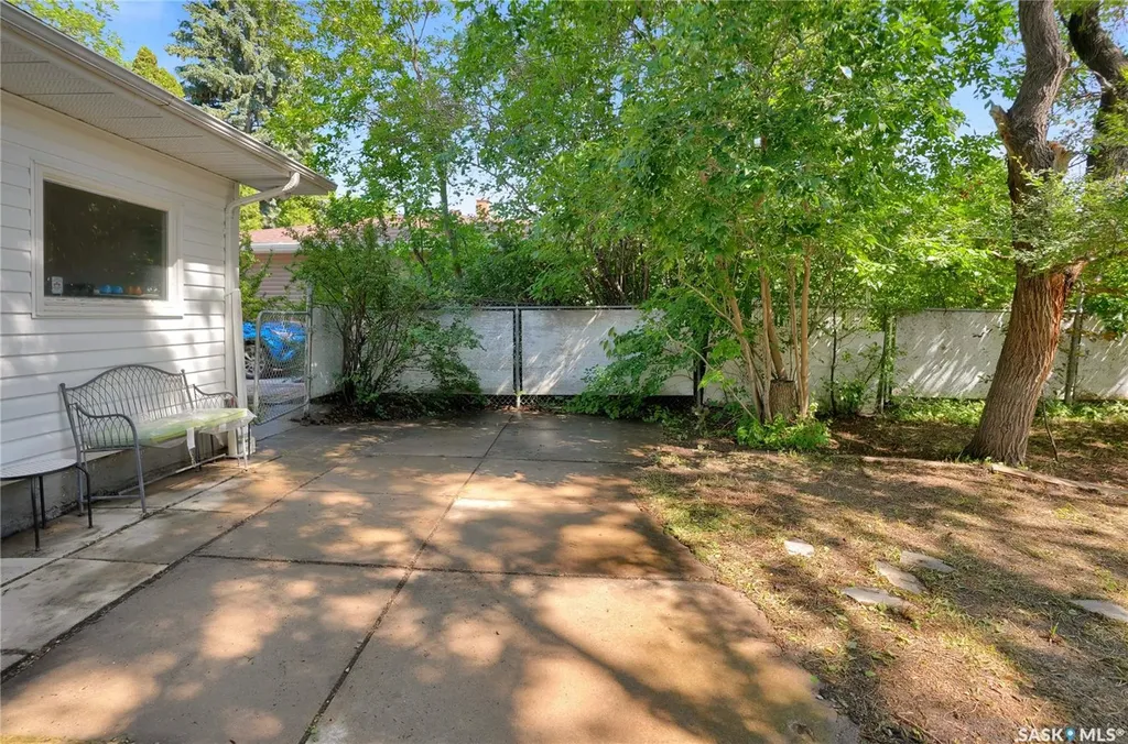 31 Massey Road Regina SK S4S 4M6