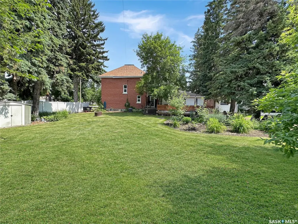 610 Boyle Street Indian Head SK S0G 2K0