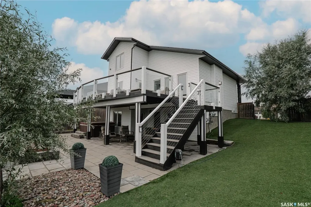 400 Stone Terrace Martensville SK S0K 0A2