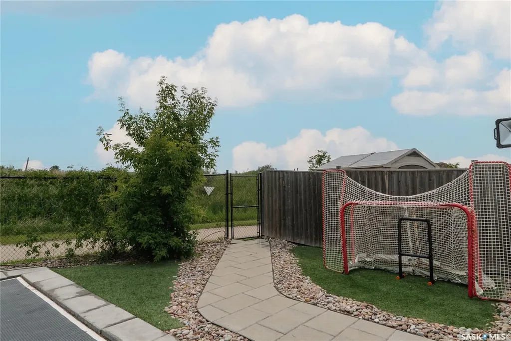400 Stone Terrace Martensville SK S0K 0A2