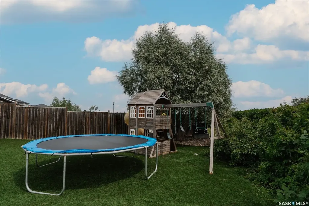 400 Stone Terrace Martensville SK S0K 0A2