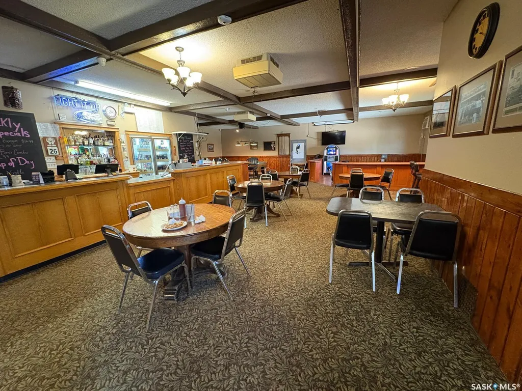 26 1st Avenue St. Walburg SK S0M 0E2