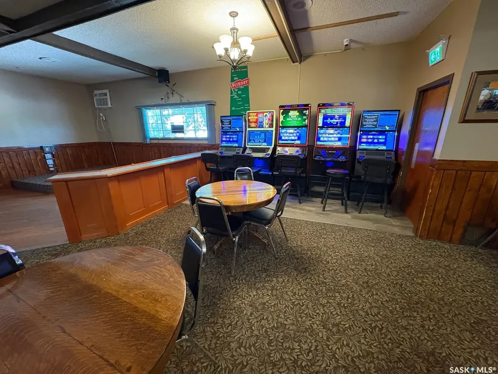 26 1st Avenue St. Walburg SK S0M 0E2
