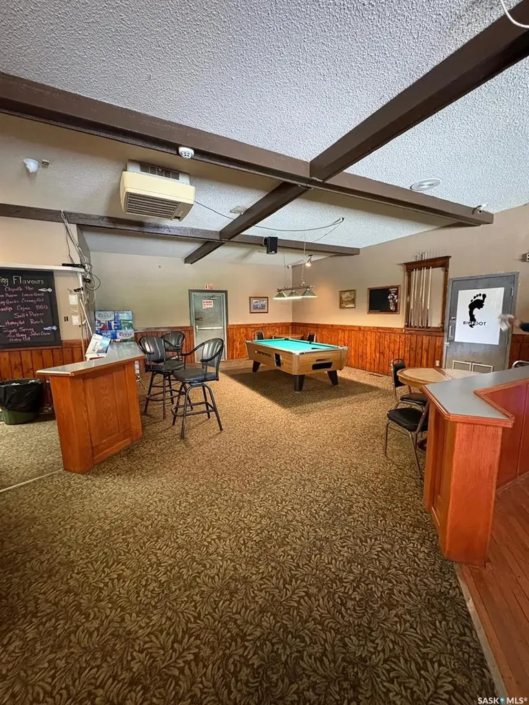 26 1st Avenue St. Walburg SK S0M 0E2