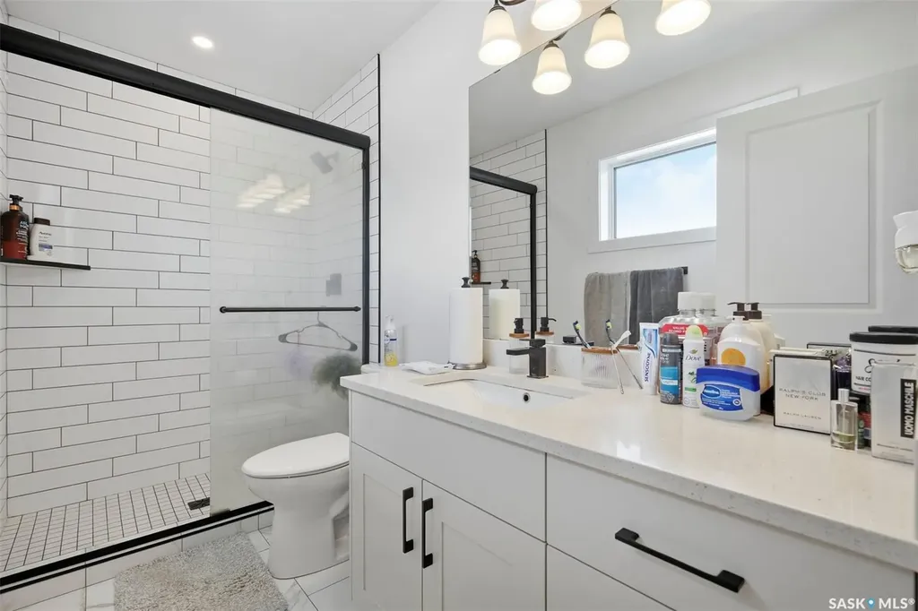 2435 Rosewood Drive Saskatoon SK S7V 0Z3