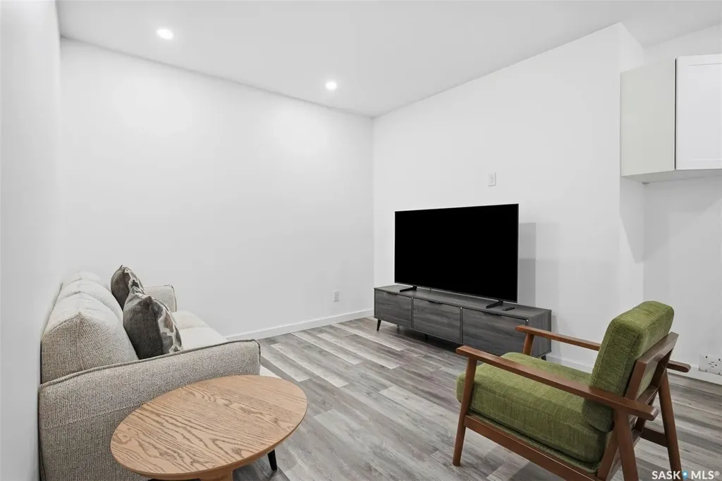 2435 Rosewood Drive Saskatoon SK S7V 0Z3
