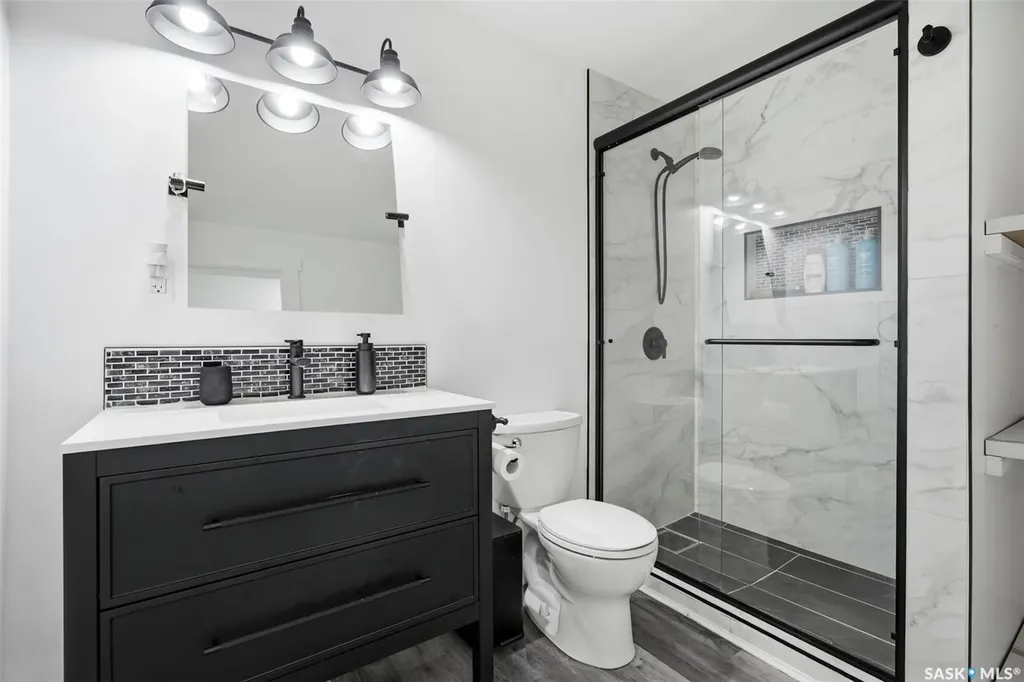 2435 Rosewood Drive Saskatoon SK S7V 0Z3