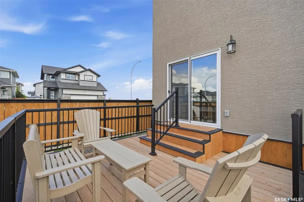2435 Rosewood Drive Saskatoon SK S7V 0Z3