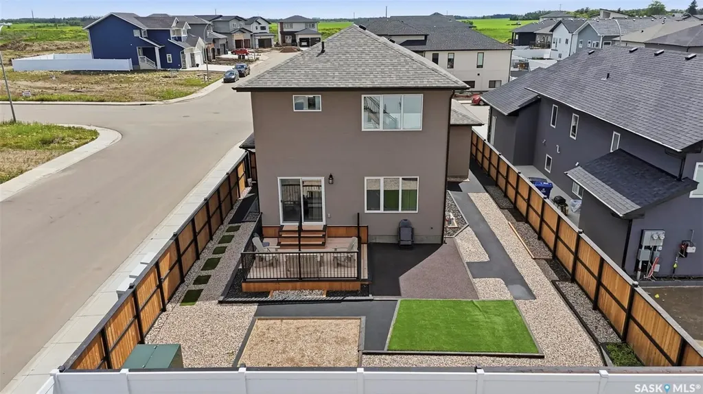 2435 Rosewood Drive Saskatoon SK S7V 0Z3