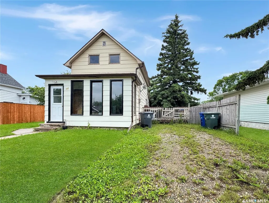 312 2nd Street W Wilkie SK S0K 4W0