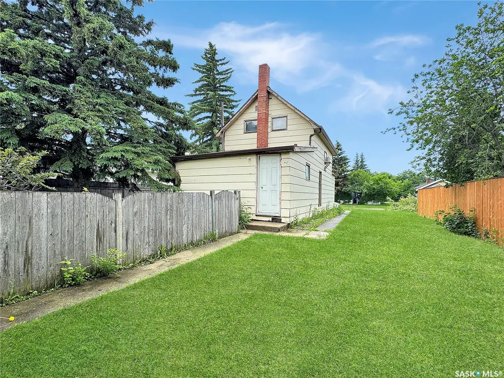 312 2nd Street W Wilkie SK S0K 4W0